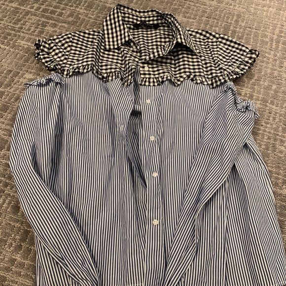 “Walter baker” open shoulder button up blouse. - Picture 1 of 9